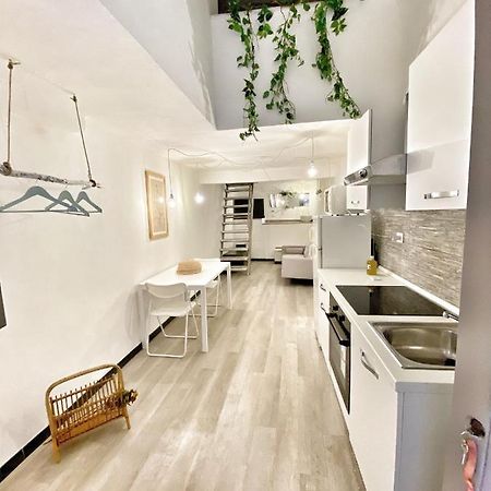 Omarea - Imperia Appartement Buitenkant foto