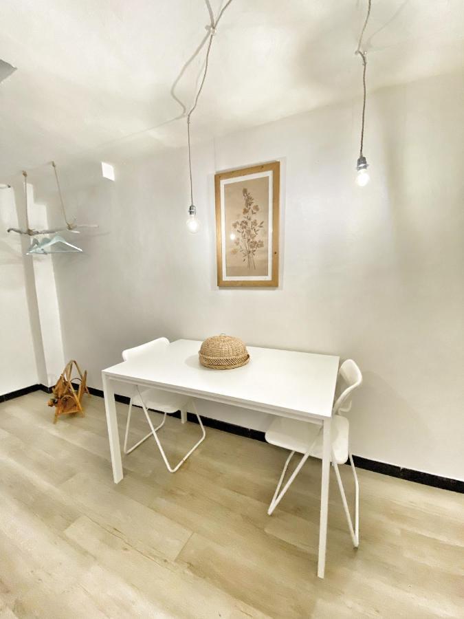 Omarea - Imperia Appartement Buitenkant foto